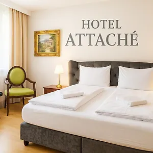 Attache L Contactless Check-in Viena
